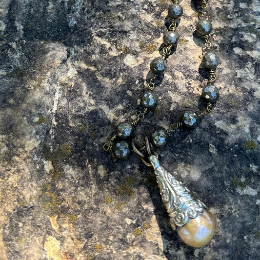 ALJ Custer Pearl Necklace